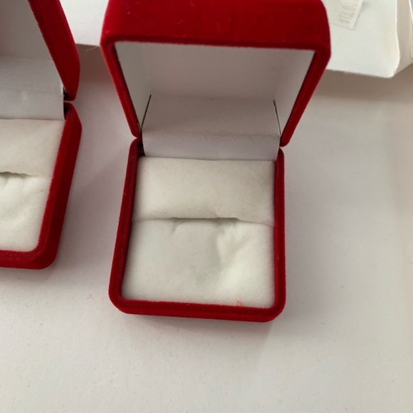 🆕 10 VELVET RING BOXES - Picture 6 of 7